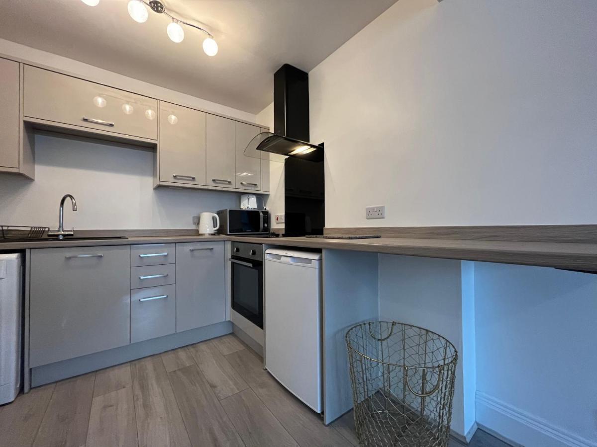 York Centre 2 Bedroom Renovated Flat, 8 Escrick Street Eksteriør billede
