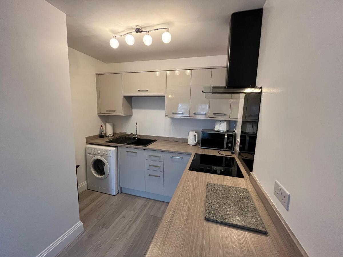 York Centre 2 Bedroom Renovated Flat, 8 Escrick Street Eksteriør billede